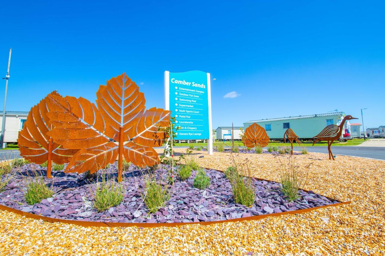 Sea 'N' Stars Platinum Plus Holiday Home With Views, Free Wifi And Netflix Camber Zewnętrze zdjęcie
