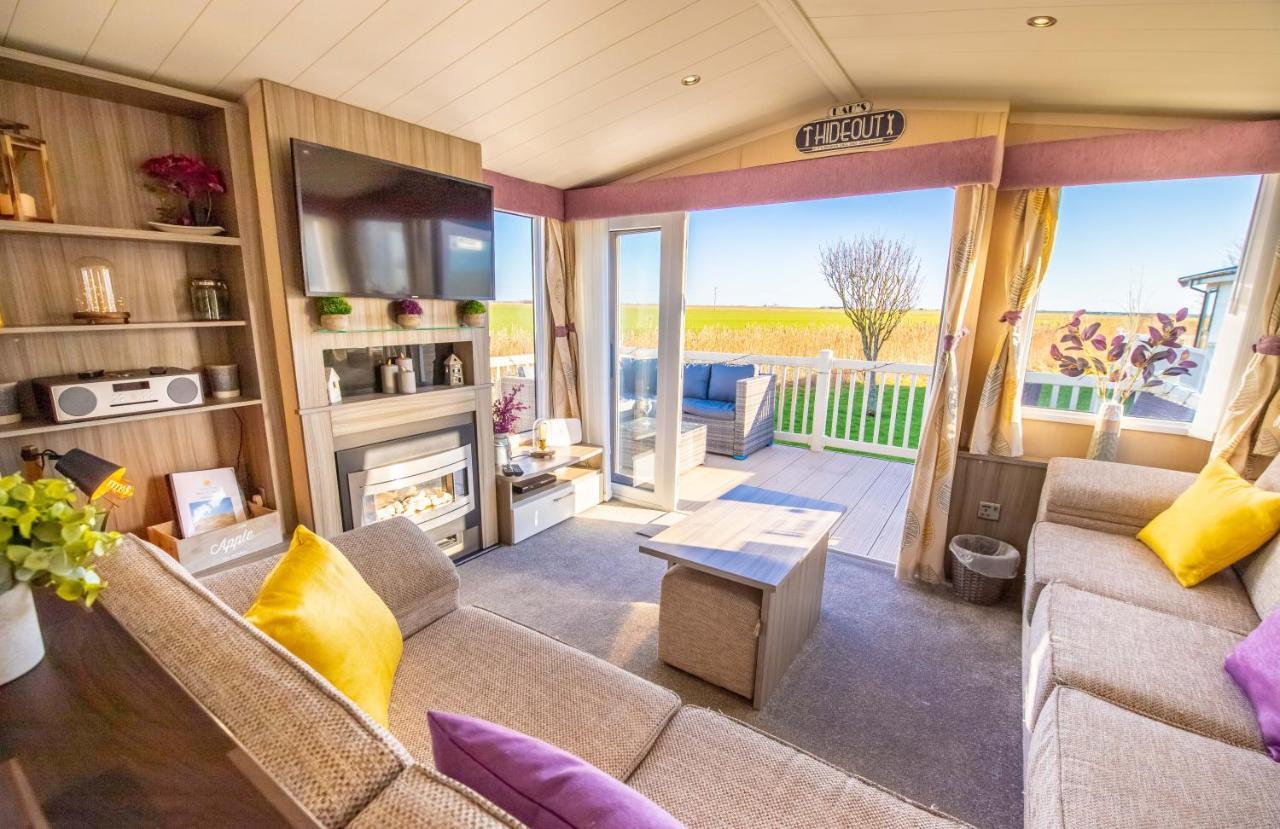 Sea 'N' Stars Platinum Plus Holiday Home With Views, Free Wifi And Netflix Camber Zewnętrze zdjęcie