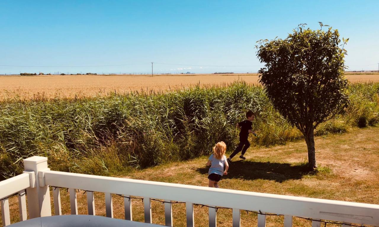 Sea 'N' Stars Platinum Plus Holiday Home With Views, Free Wifi And Netflix Camber Zewnętrze zdjęcie